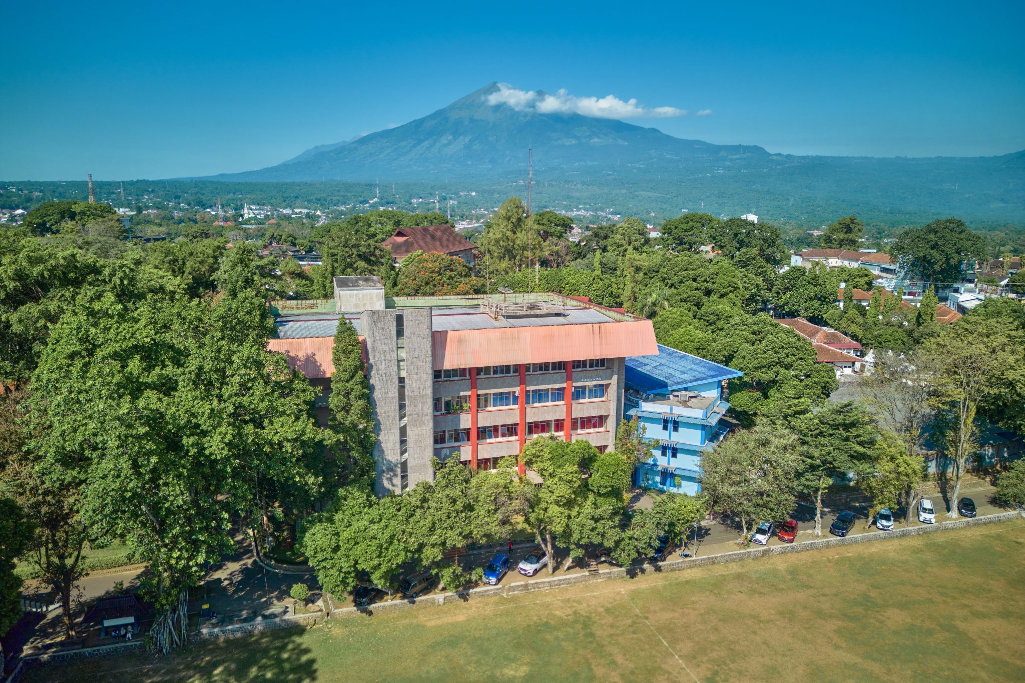 UKSW Kampus Diponegoro