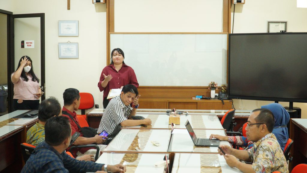 Seleksi perangkat desa di UKSW