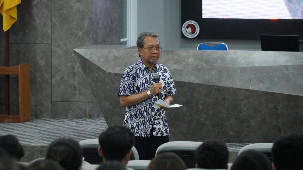 Kuliah Tamu Praktisi Tentang Smart Ciity FEB UKSW