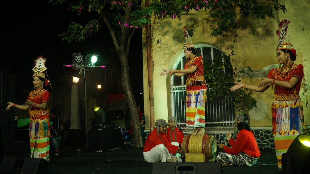 UKSW Tampil di Fiesta Folklore Nusantara Festival Kota Lama Semarang