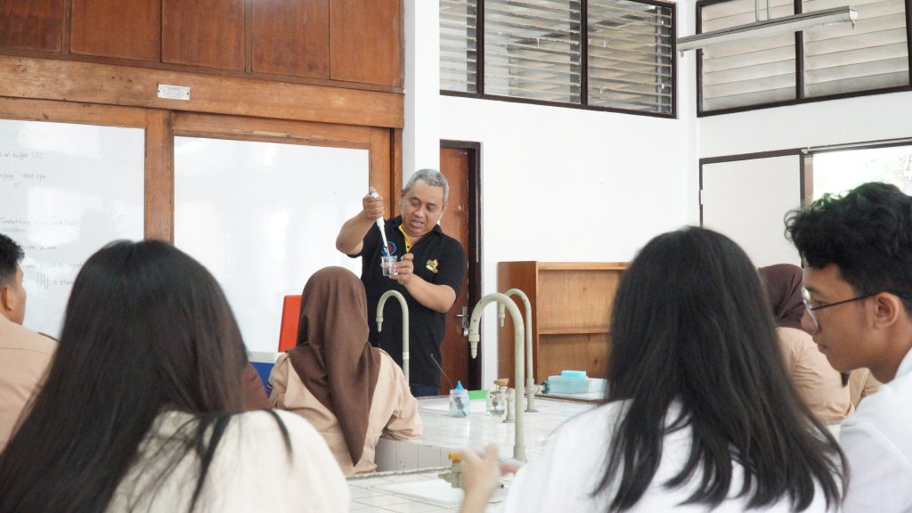 Open House Laboratorium dan Expo Fakultas Biologi