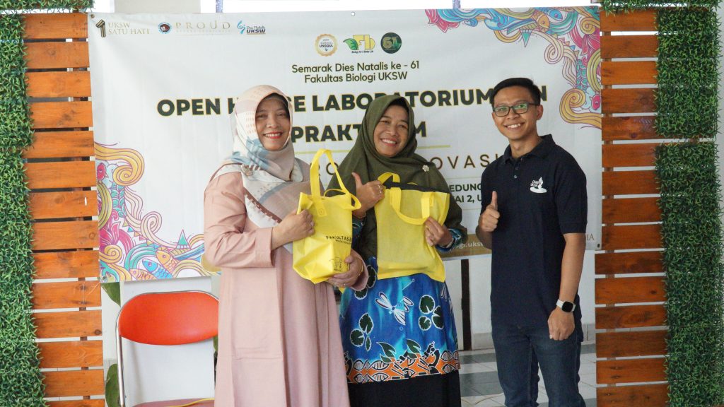 Open House Laboratorium dan Expo Fakultas Biologi