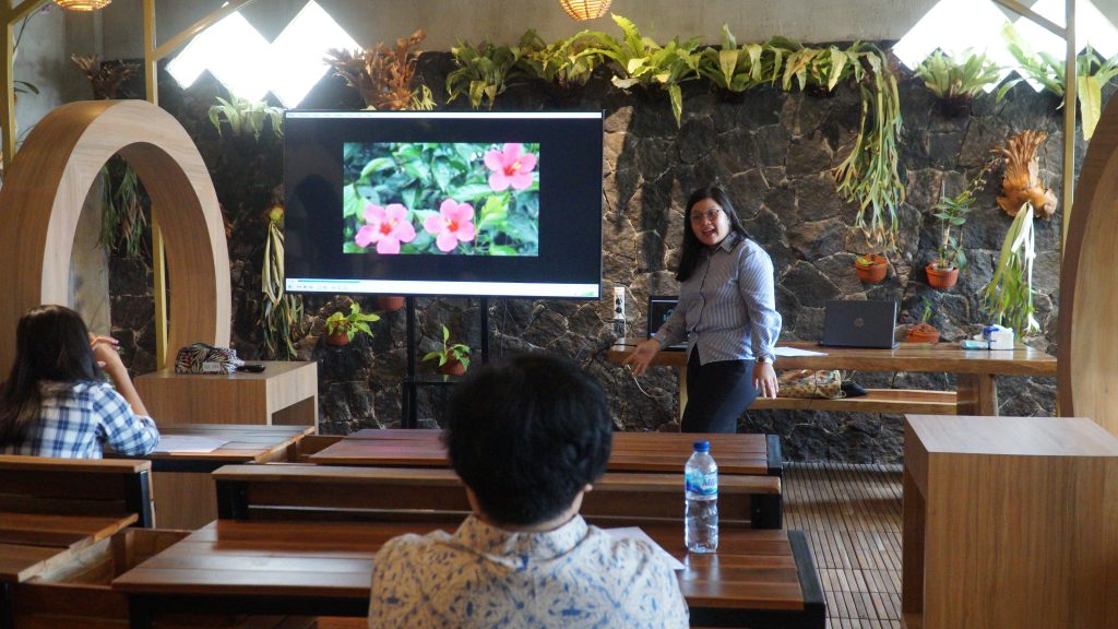 Suasana Job Fair ke-44 UKSW.