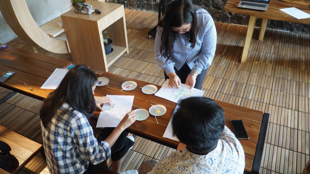 Suasana tes seleksi pencari kerja dalam Job Fair ke-44 UKSW.