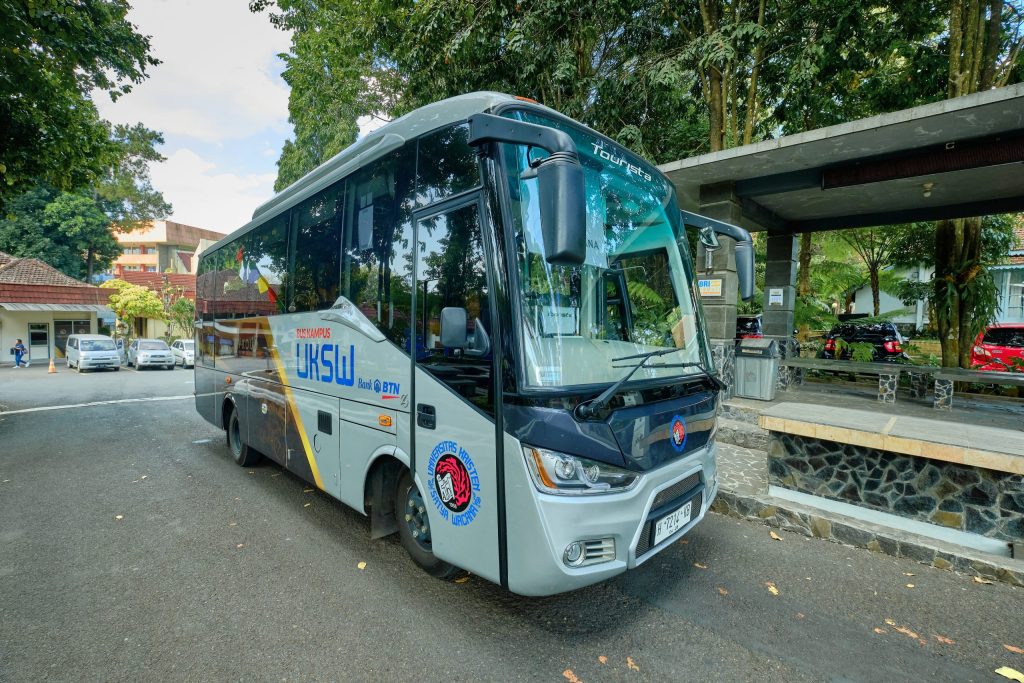 Dokumentasi Bus UKSW