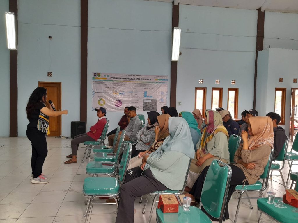 Lakukan Pemberdayaan Kelompok Tani, UKSW Dukung Desa Sumberejo Jadi Desa Wisata Berbasis Tanaman Sayur dan Hias