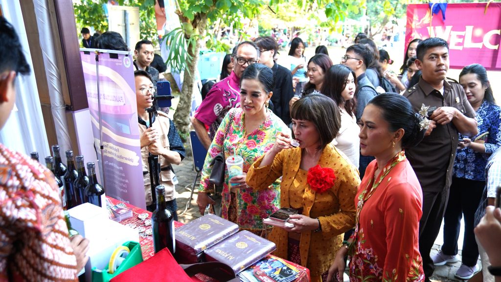 Talkshow Kebaya dan Kuliner Nusantara GIHN 2025 UKSW