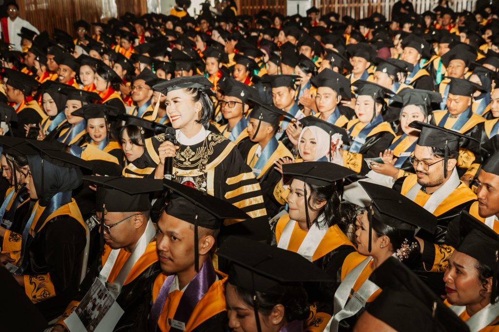 Wisuda UKSW Periode IV 2025