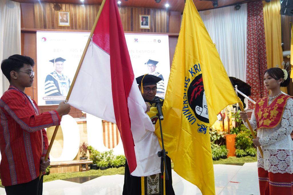 UKSW Lahirkan Dua Profesor Baru