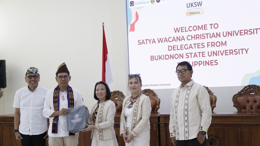 Kolaborasi Internasional UKSW dan BukSU