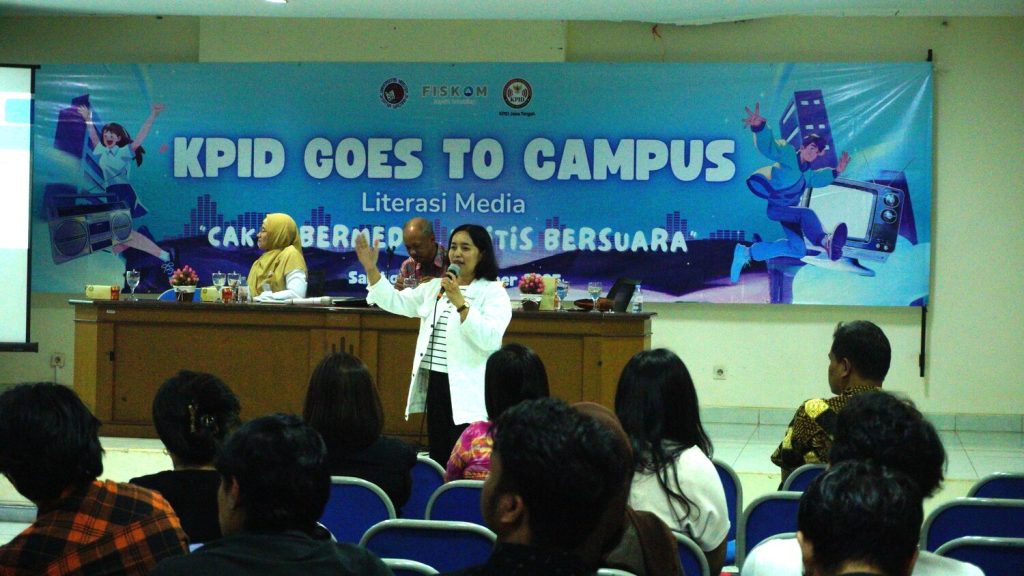 KPI Goes to Campus FISKOM UKSW