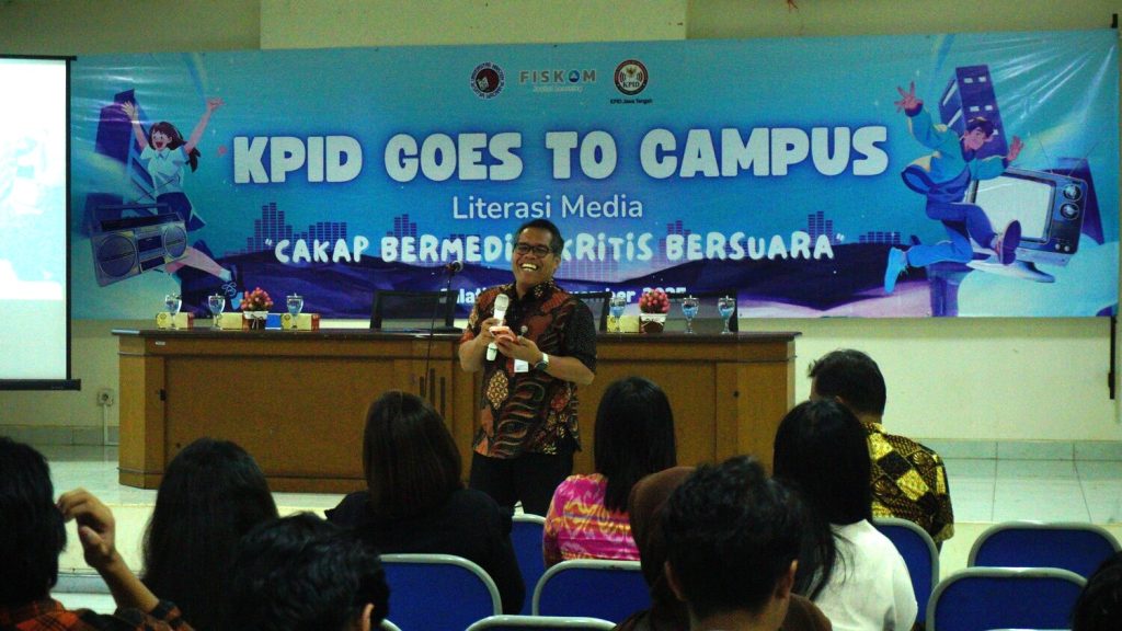 KPI Goes to Campus FISKOM UKSW