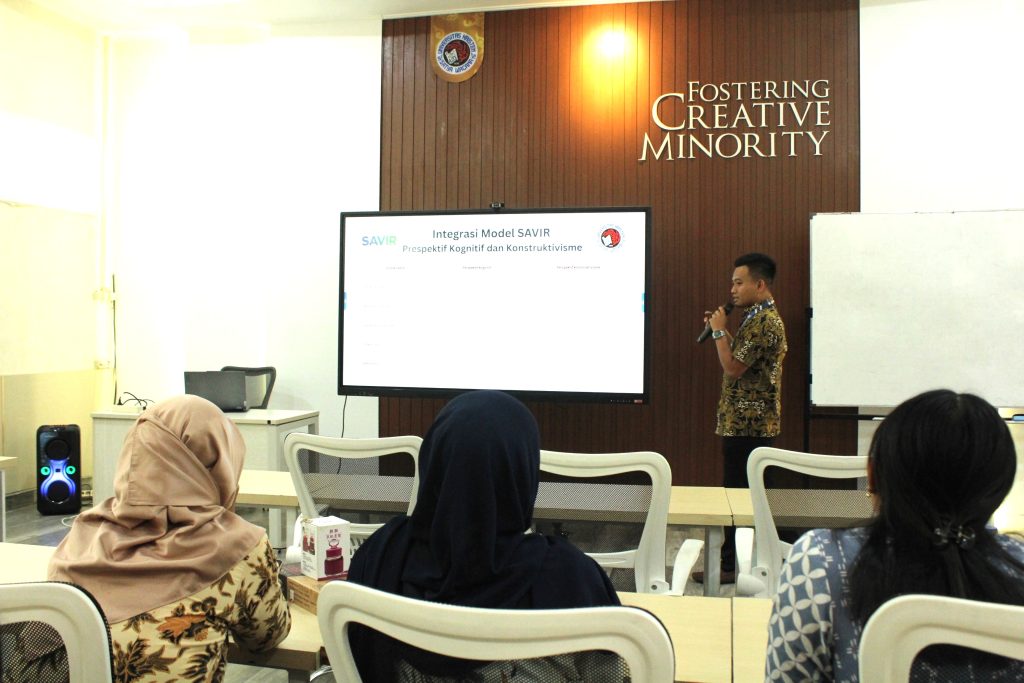 Pelatihan Model SAVIR FKIP UKSW