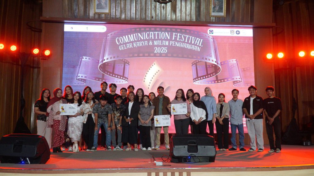 Communication Festival Ilmu Komunikasi UKSW