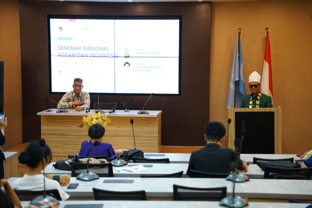 Seminar Nasional ASEAN UKSW