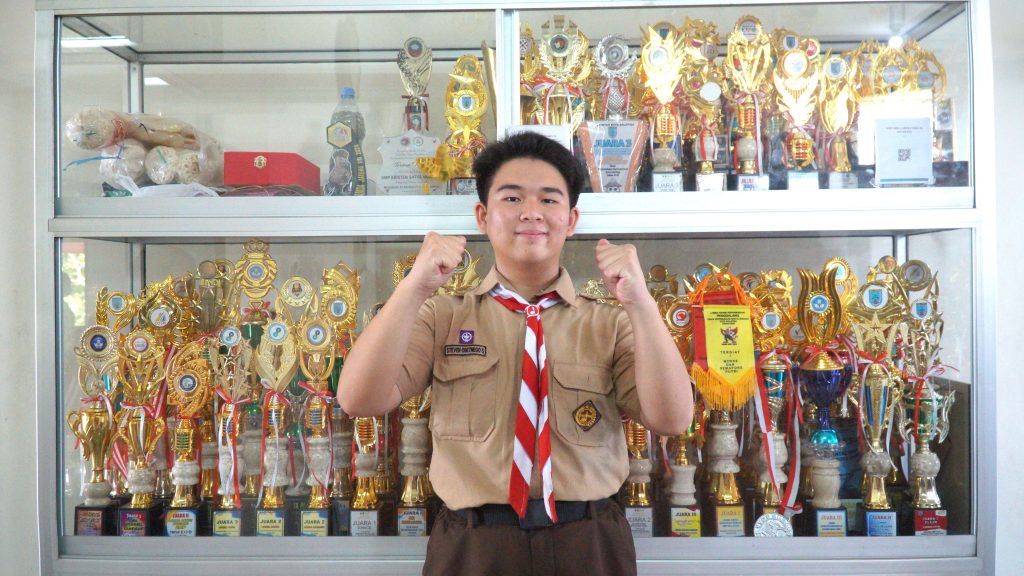 Steven Obetnego Setiahardi final nasional Kompetisi Sains Ruangguru 2025