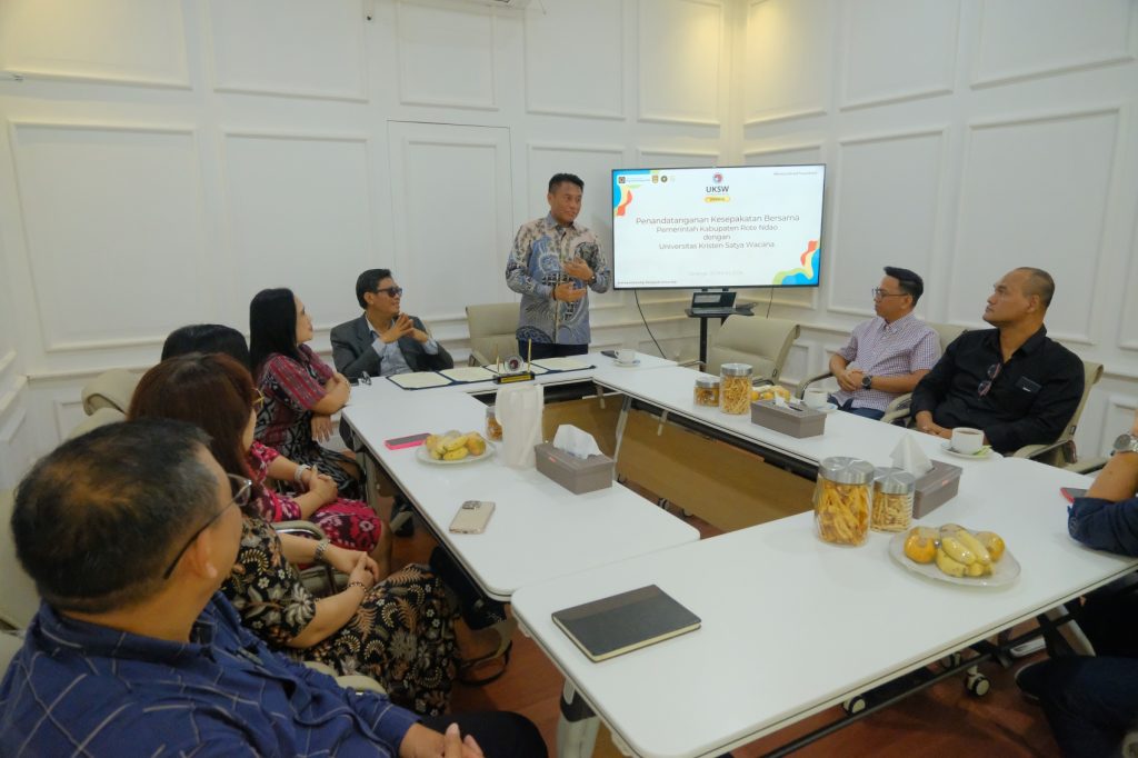 Kerja sama UKSW Pemkab Rote Ndao