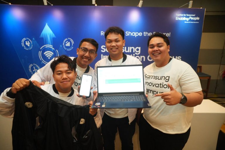 PhysioTrack Inovasi Mahasiswa FTEK UKSW Terapi Pasca Stroke