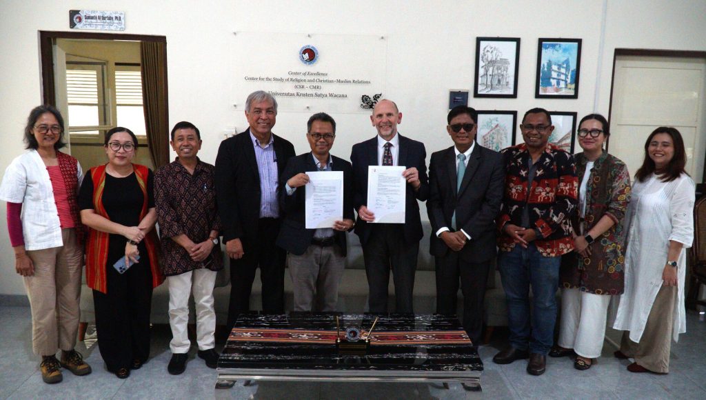 kerja sama UKSW Oxford