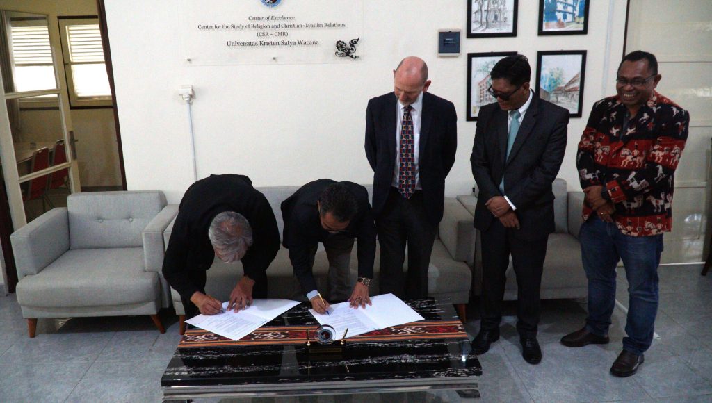 kerja sama UKSW Oxford