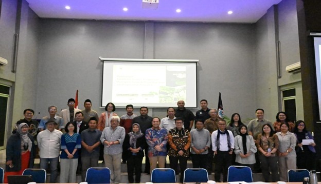 National Roundtable Discussion on Religious Institutions, Climate Change, and Population Displacement