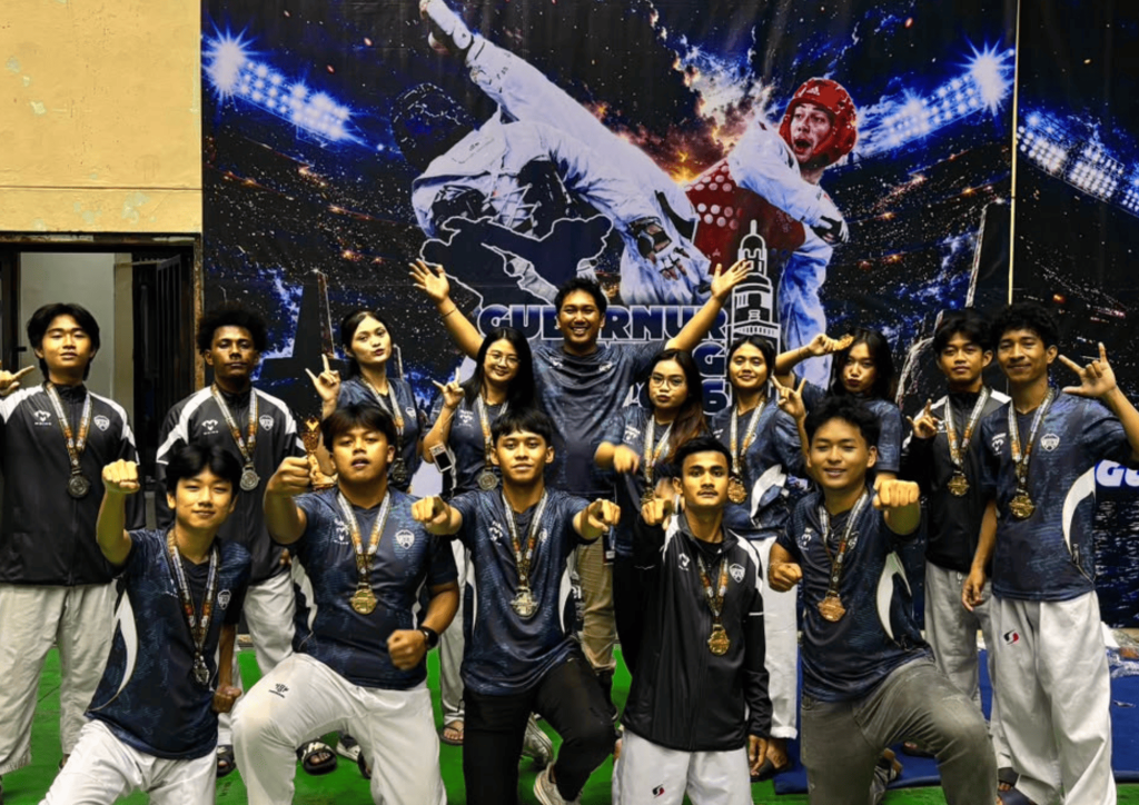 UKSW Raih 14 Medali di Gubernur Jateng Cup 2026, Atlet Taekwondo Borong Prestasi Nasional