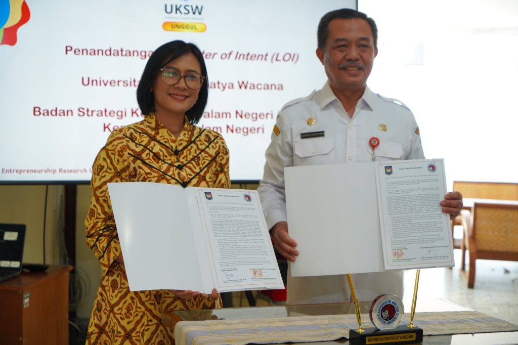 Perkuat Kebijakan Berbasis Riset dan Inovasi Daerah, UKSW Jalin Kerja Sama dengan BSKDN Kemendagri