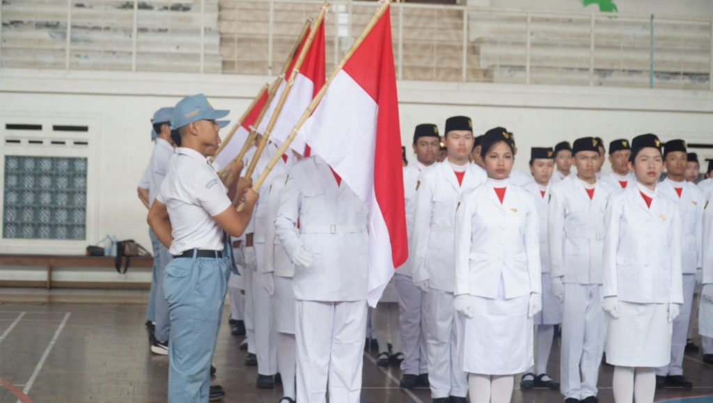 Dari Pengukuhan hingga Pengibaran, Perjalanan Paskibra SMA Kristen Satya Wacana pada HUT ke-81 RI