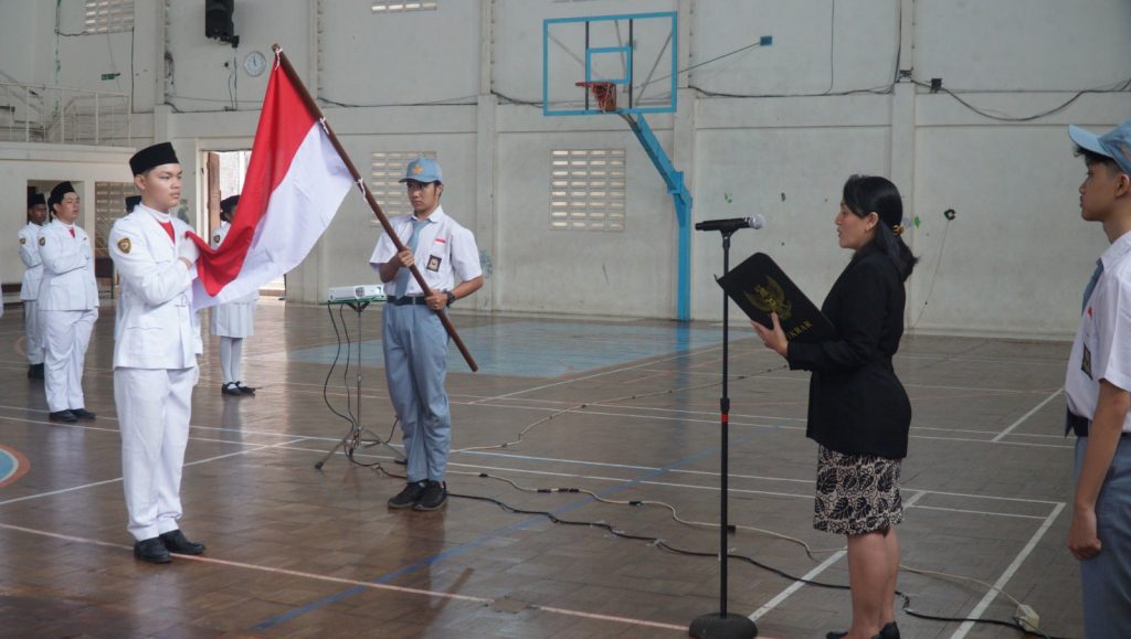 Dari Pengukuhan hingga Pengibaran, Perjalanan Paskibra SMA Kristen Satya Wacana pada HUT ke-81 RI