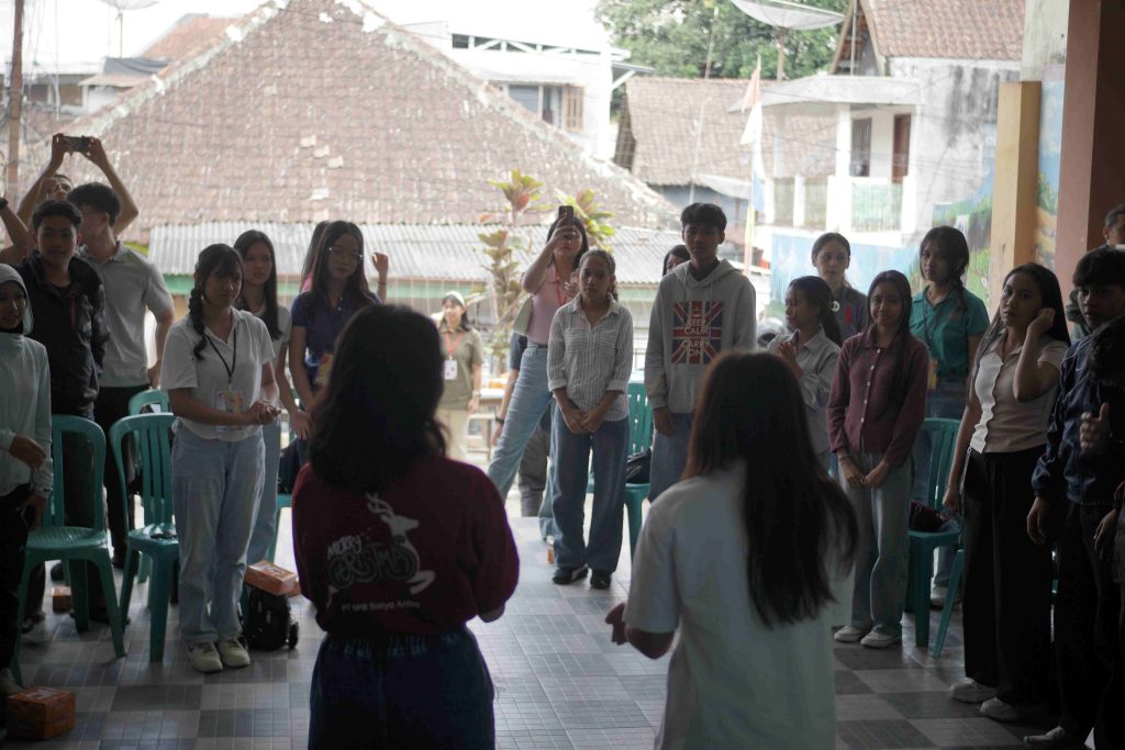 Ciptakan Ruang Aman Anak, UKSW Edukasi Anti-Bullying dan Cinta Kampung di Pancuran