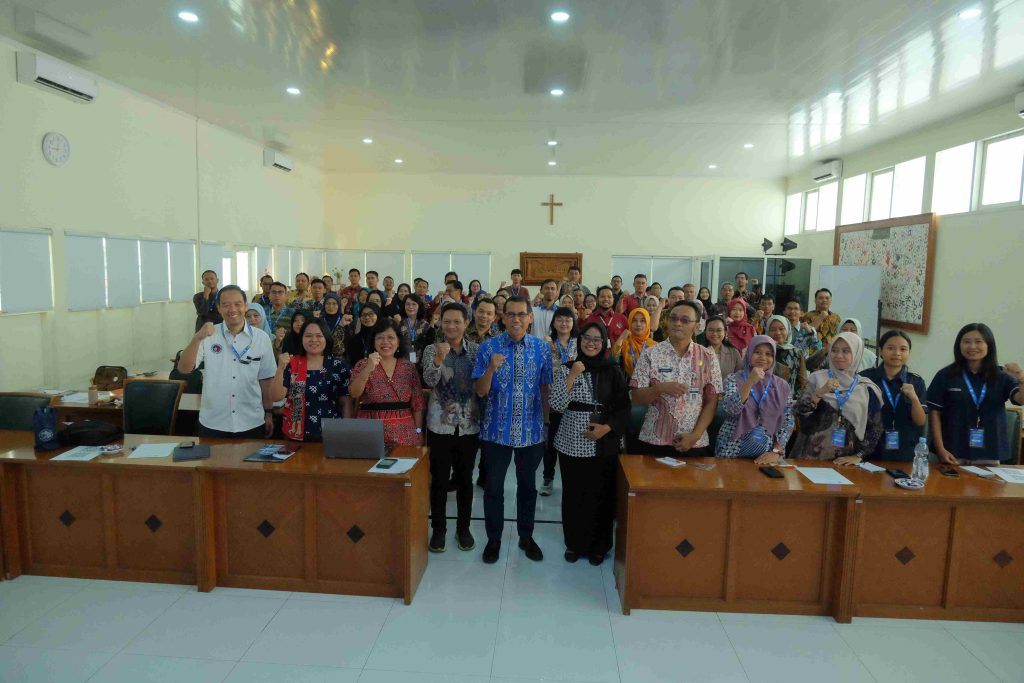 UKSW dan Sekolah Perkuat Kolaborasi Literasi AI melalui International Educators Forum 2026