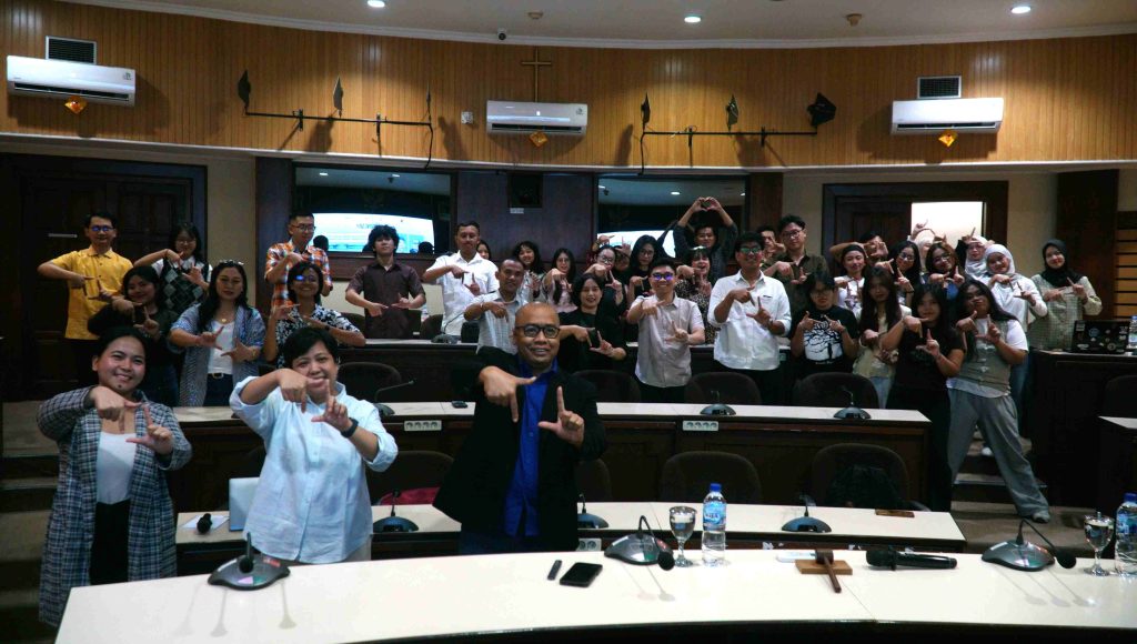 Advertising Day Fiskom UKSW Bekali Mahasiswa Strategi Periklanan Multiplatform yang Berdampak