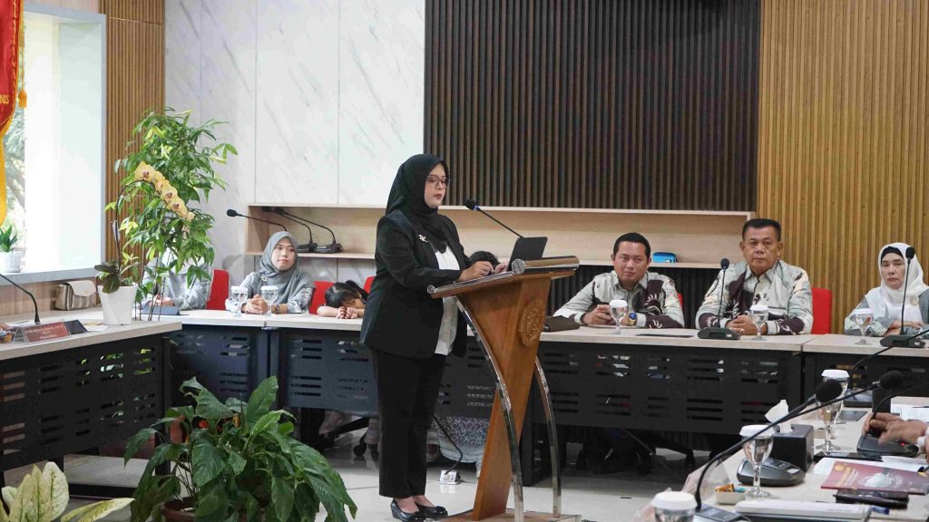 Teliti Agresivitas Pajak, Dr. Fitri Dwi Jayanti Raih Gelar Doktor Ilmu Akuntansi FEB UKSW