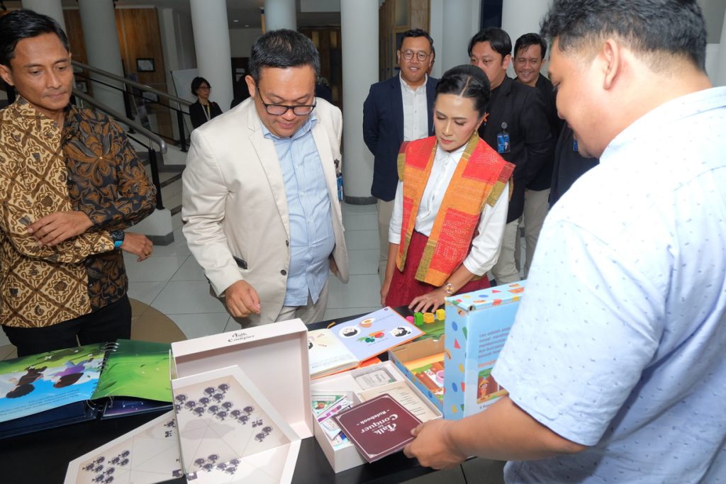 UKSW Perkuat Literasi Keuangan Mahasiswa melalui Kuliah Umum Transformasi Digital