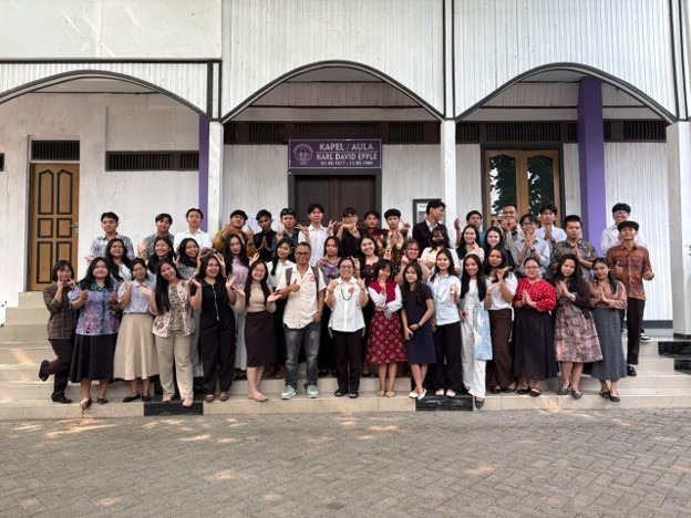 Conversations with the Leadership of Kalimantan’s Theological Seminary