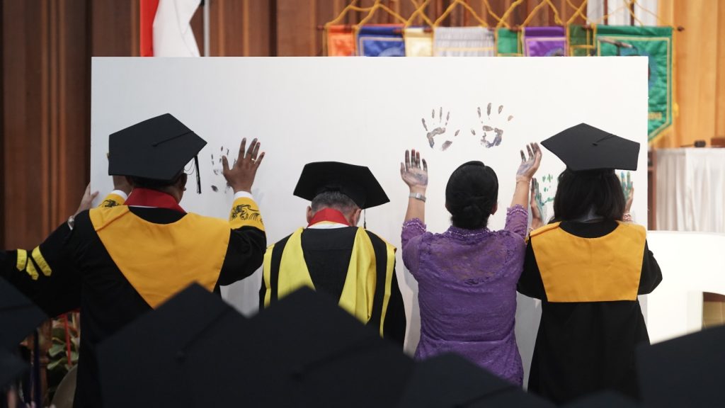 Wisuda IV UKSW: 81,8 Persen Lulusan Cepat Mendapat Pekerjaan