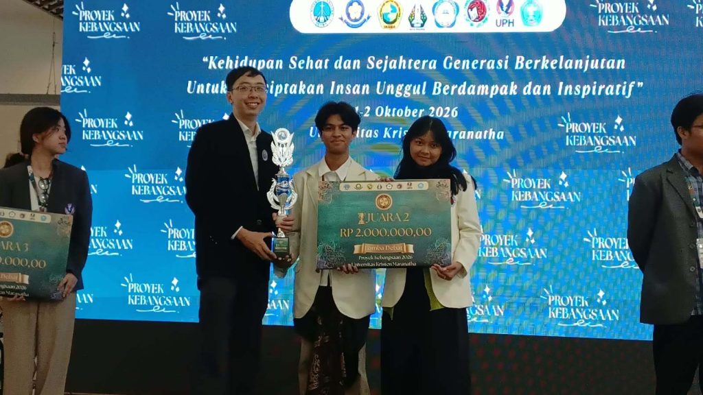 Mahasiswa UKSW Raih Juara 1 dan Juara 2 Nasional dalam Kompetisi Debat